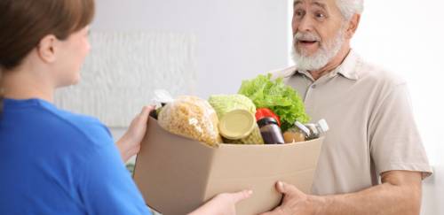 Idosos do interior gastam R$ 725 anuais com delivery, diz Aiqfome Idosos do interior gastam R$ 725 anuais com delivery, diz Aiqfome